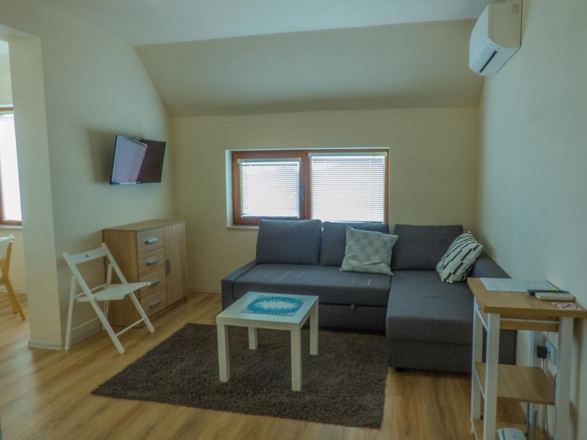 Private Apartment In Cypress Complex 15 Варна Экстерьер фото